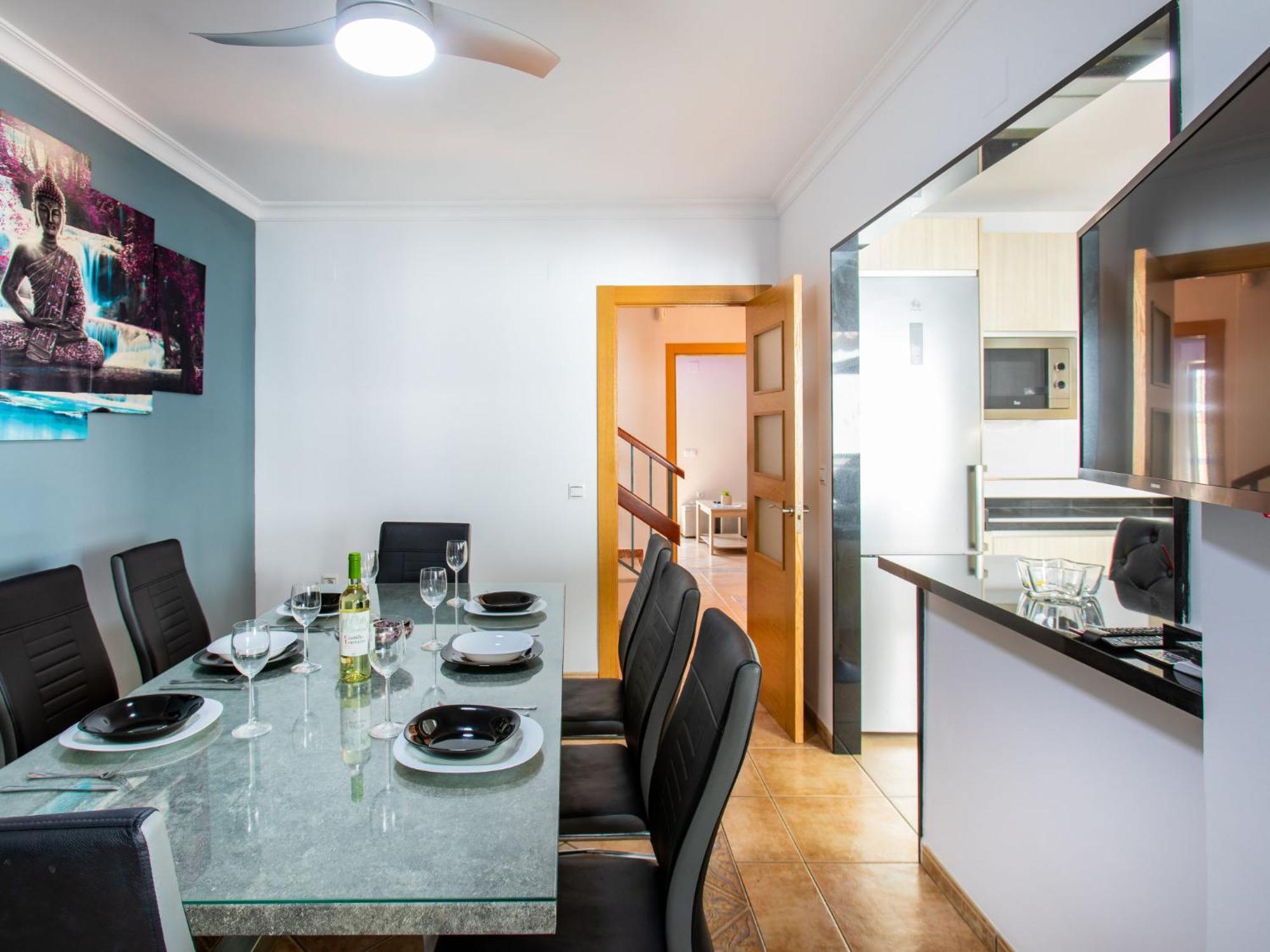 Town Center House With Jacuzzi Hébergement de vacances